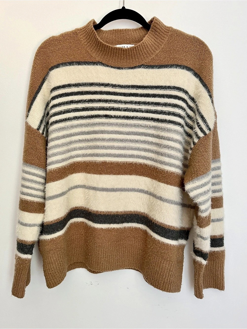 GILLI Mock Neck Striped Fuzzy Sweater Brown & Cream Neutral size Small S